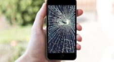 Mengganti Layar Smartphone yang Rusak Benar-Benar Mahal