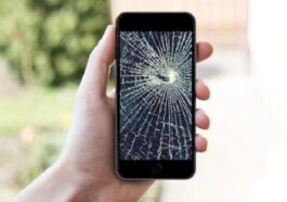 Mengganti Layar Smartphone yang Rusak Benar-Benar Mahal