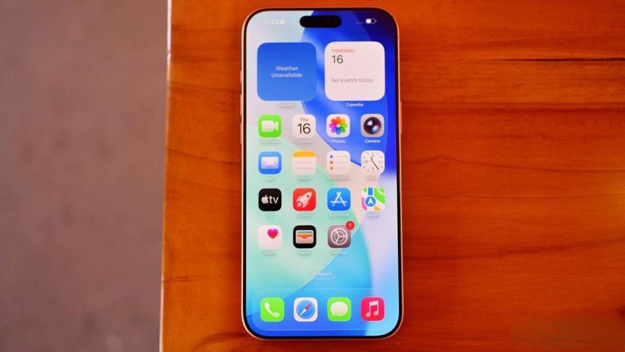 Kamera Depan iPhone 18 Pro Dirombak, Dynamic Island Hilang